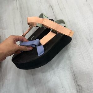 Women’s Teva Platform Colorblock Sport Sandals Sherbet sz 8 GUC